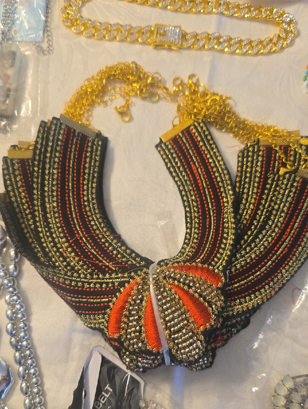 Over 20 Necklace Bundle, Mixed Colors & Designs, Beaded, Chains, Charms New - Picture 10 of 14